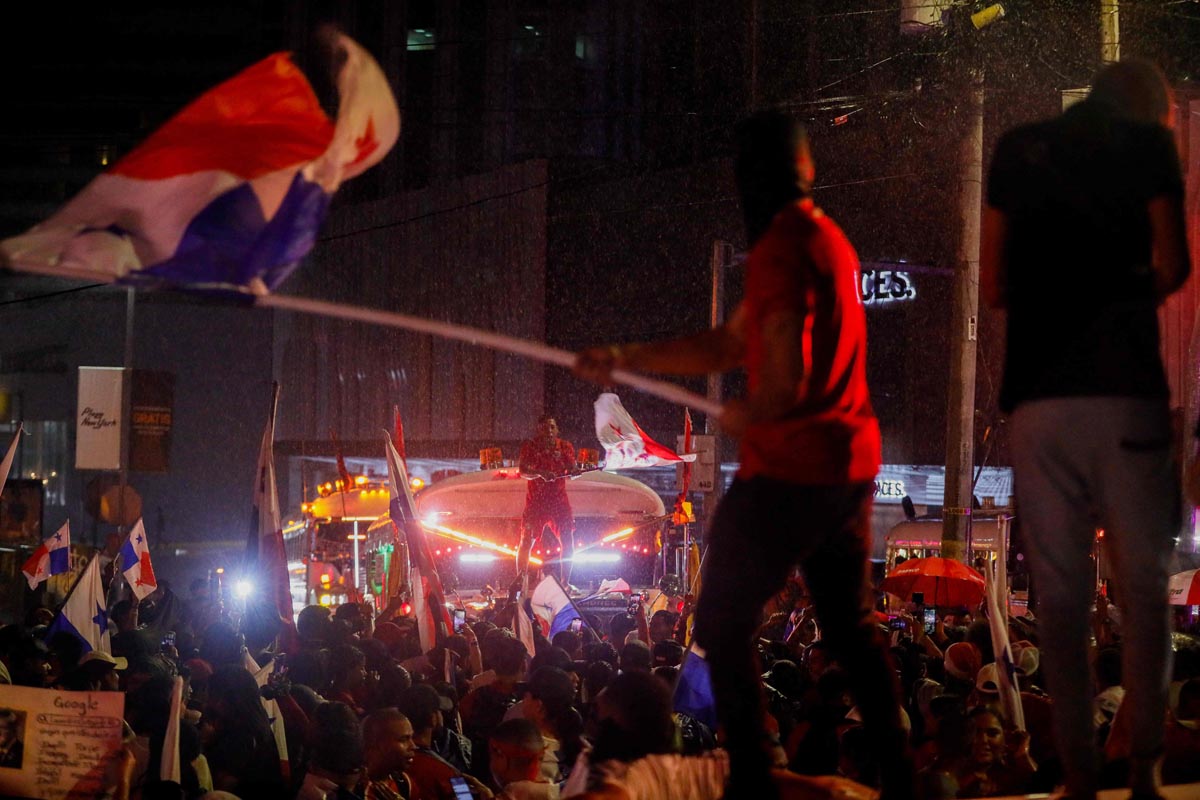 Pengadilan Panama tolak referendum tentang kontrak pertambangan yang memicu protes seluruh negeri, meski presiden bersikeras melakukan pemun