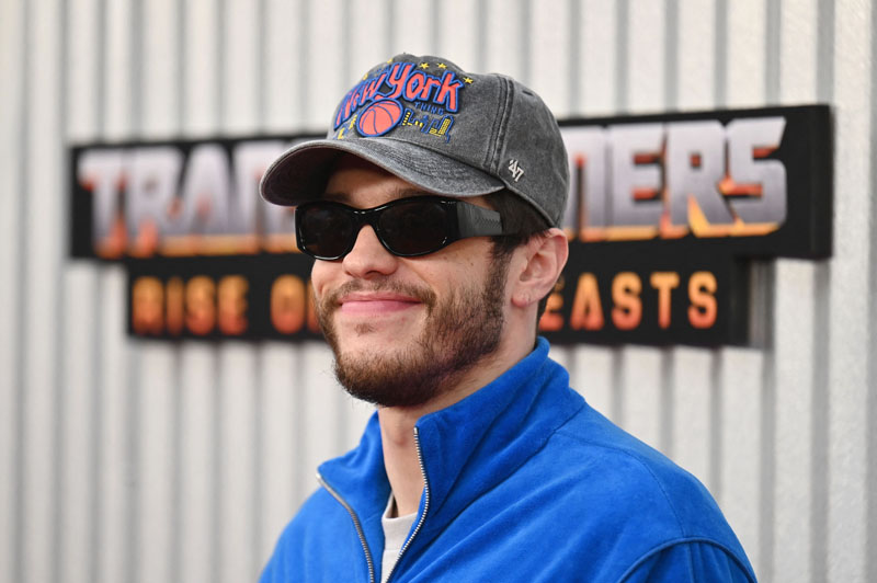 Komedian Pete Davidson mengungkapkan anak-anak menjadi korban perang yang paling menderita.