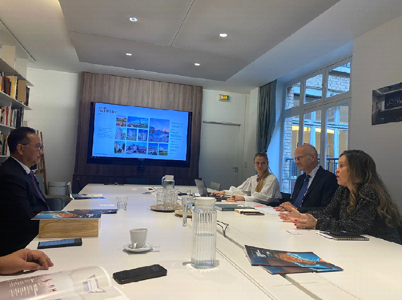 Sesi diskusi antara Kepala Otorita Nusantara, Bambang Susantono dengan pihak France Museums