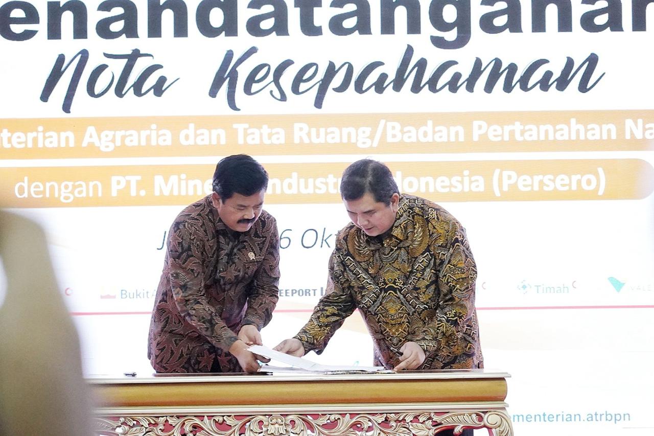Penandatanganan MoU antara MIND ID dengan Kementerian ATR/BPN