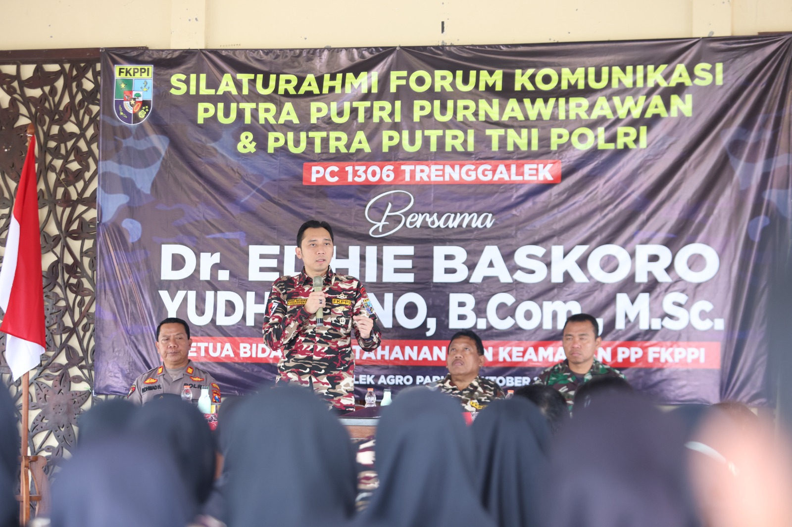 Ketua Fraksi Partai Demokrat DPR RI, Edhie Baskoro Yudhoyono (Ibas) menolak segala tindakan yang dapat memecah-belah bangsa.