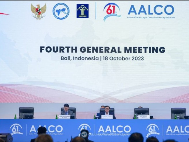 Upaya pengembalian aset negara hasil tindak pidana dikenal juga dengan nama asset recovery.