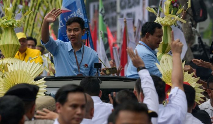 Prabowo Subianto dan Gibran Rakabuming Raka di KPU