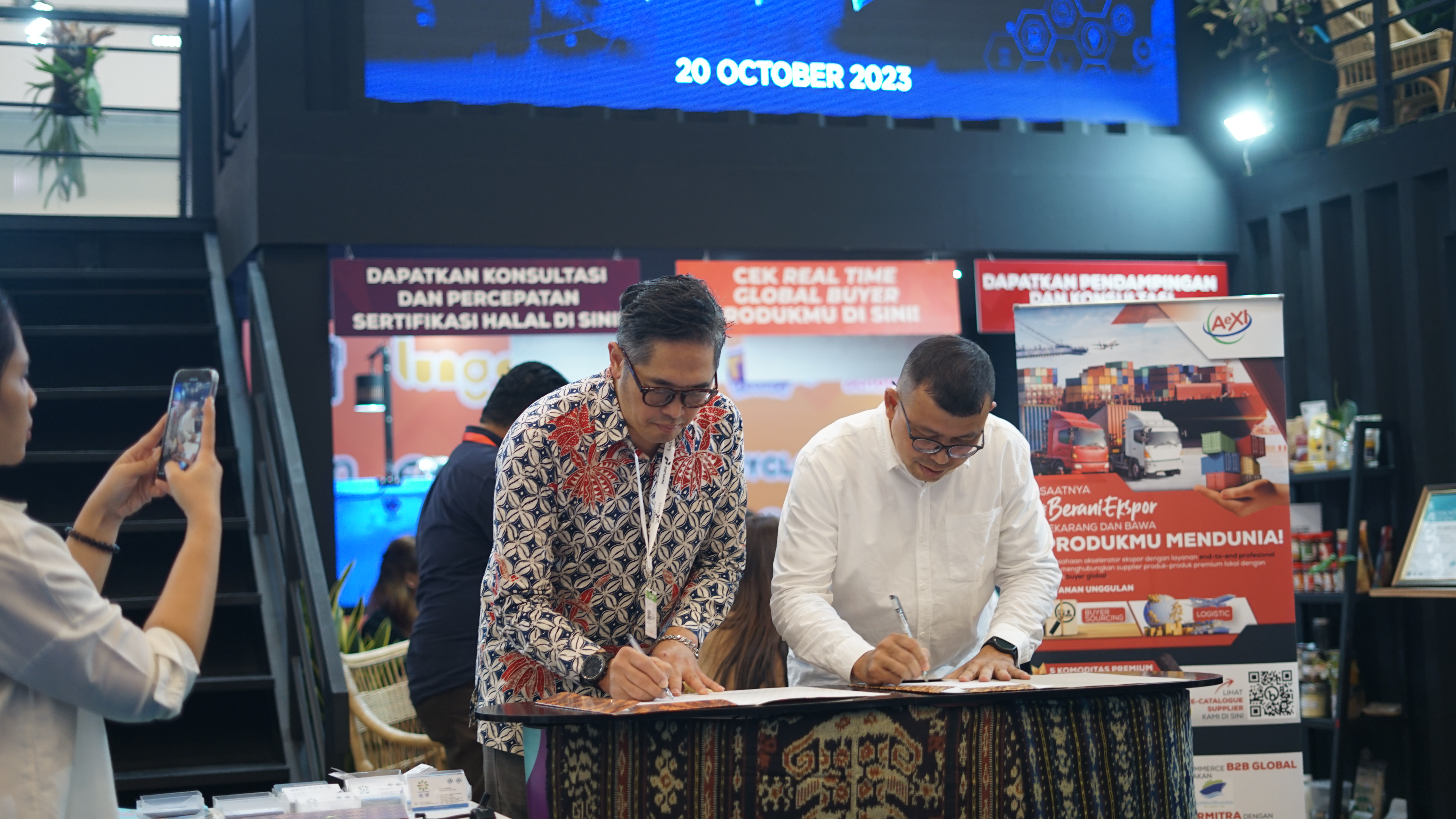 Penandatanganan MoU ExportHub.id dan InterAromat B.V. 
