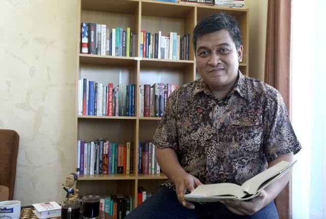 Pengamat politik Airlangga Pribadi Kusman,SIP, MSi, Phd, dari  Universitas Airlangga.