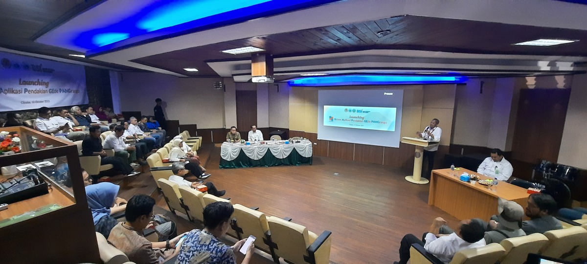 soft launching aplikasi sistem booking online pendakian dalam rangka penyusunan grand design wisata alam TNGGP.