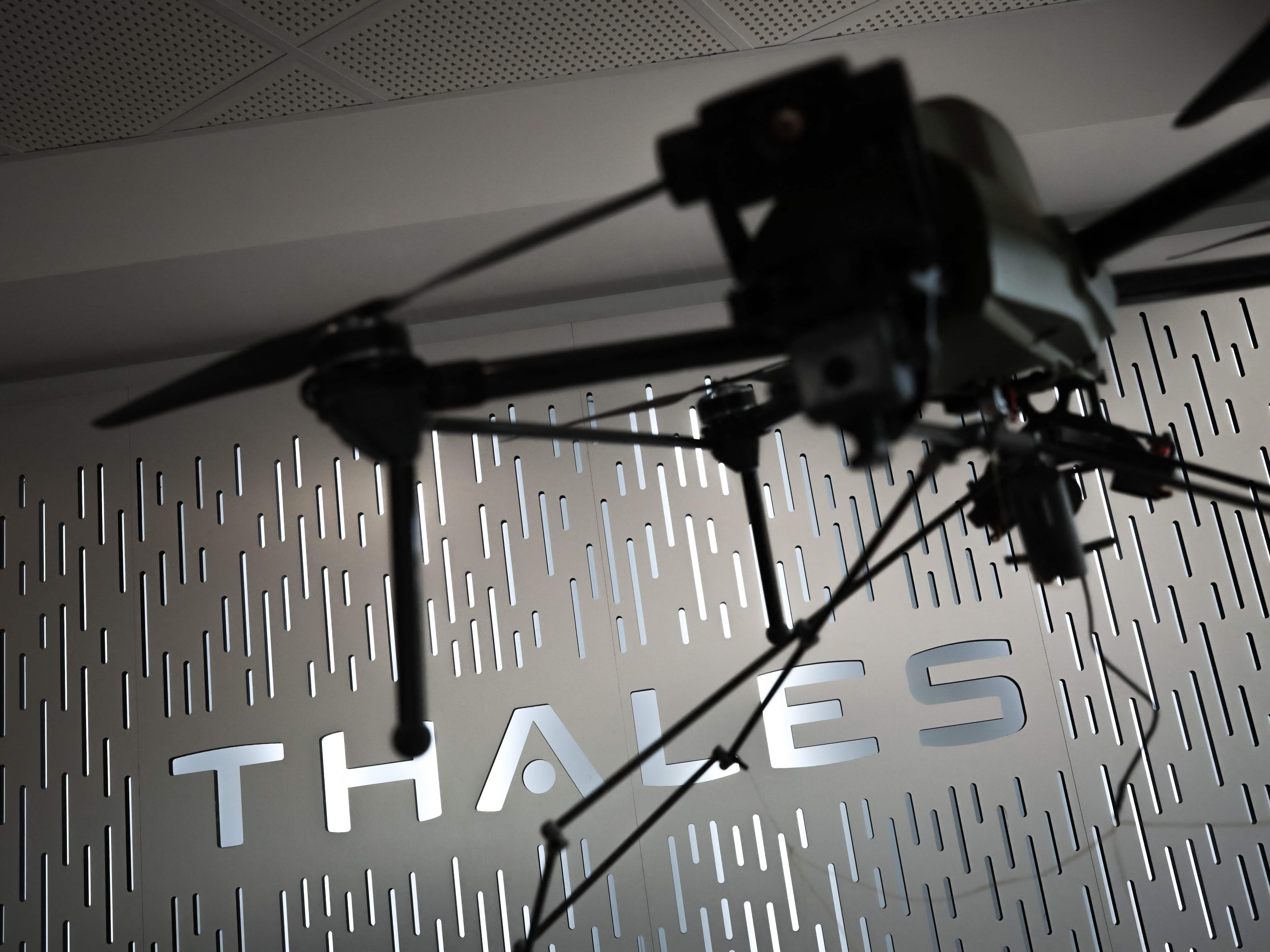 Thales dari Prancis Raih Proyek Kota Kuno Saudi untuk Pariwisata