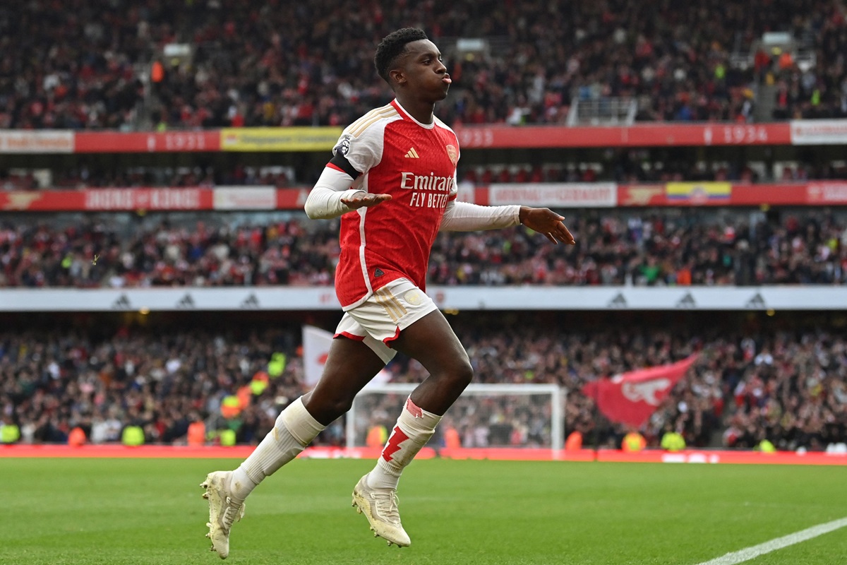 Penyerang Arsenal Eddie Nketiah melakukan selebrasi usai mencetak gol ke gawang Sheffield United di laga Liga Primer Inggris.
