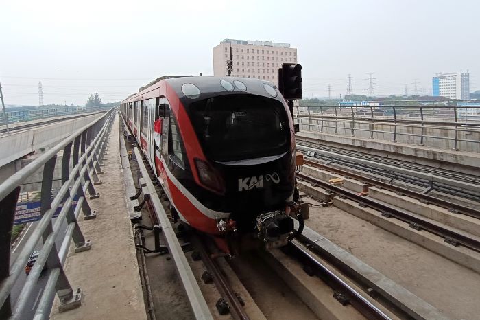 LRT Jabodetabek alami gangguan operasional