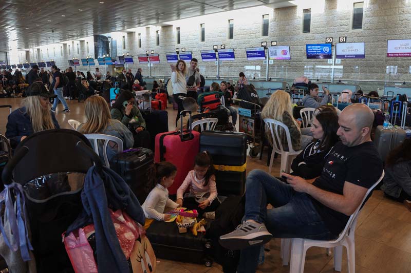 Hamas Serang Bandara Tel Aviv