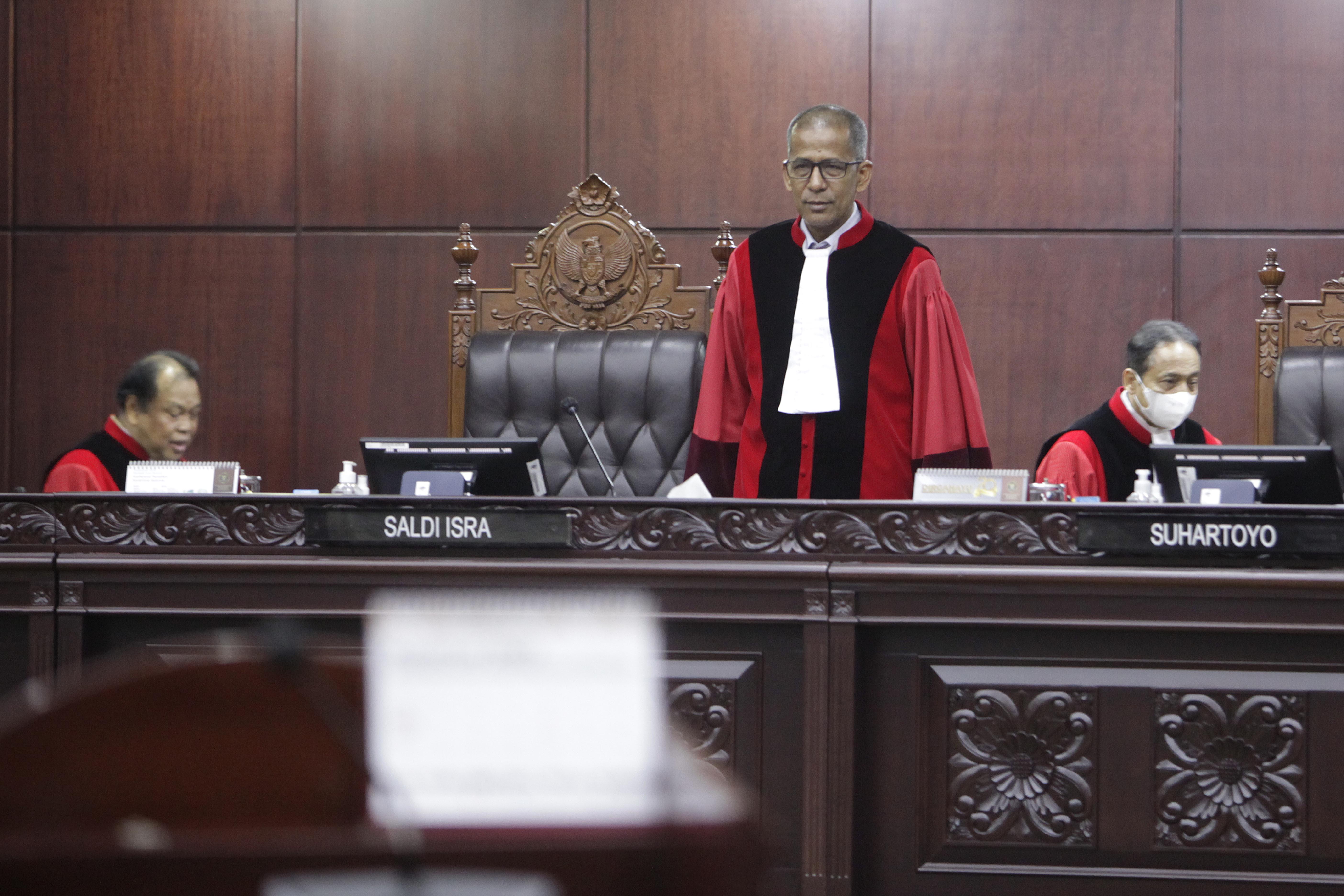 Hakim MK Saldi Isra