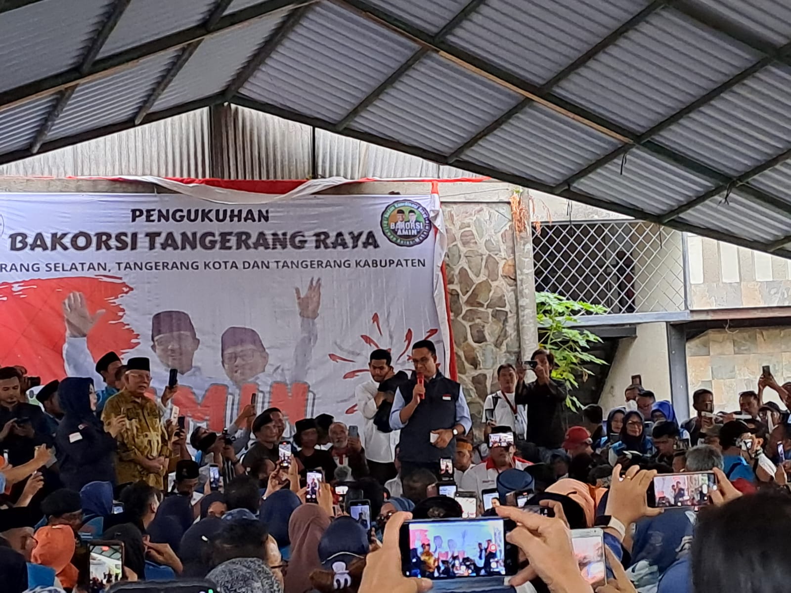Acara pengukuhkan Badan Koordinasi Saksi (Bakorsi) se-Tangerang Raya pasangan Anies Baswedan-Muhaimin Iskandar.