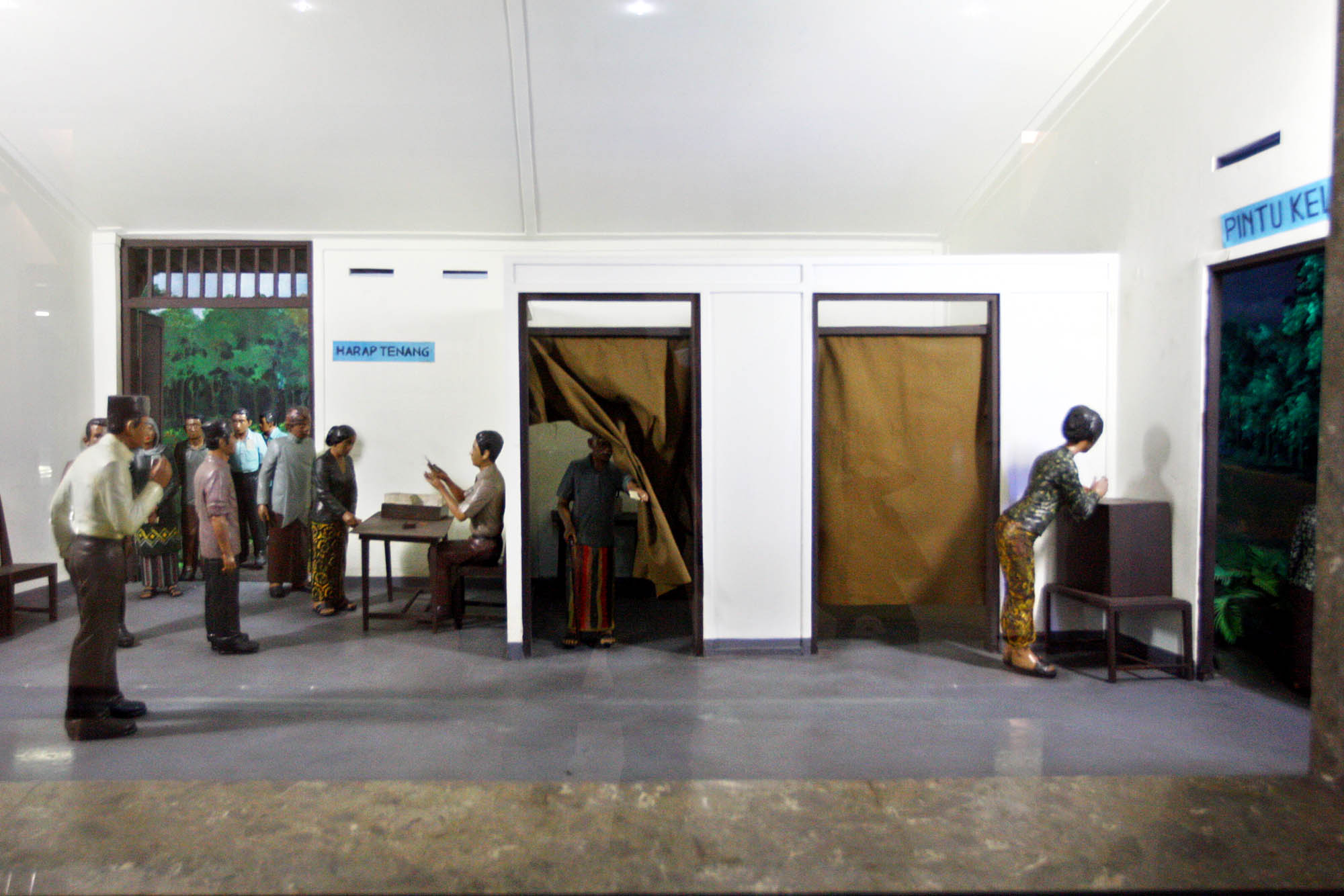  Diorama Pemilu (Pemilihan umum) pertama koleksi Museum Diorama Tugu Monas.