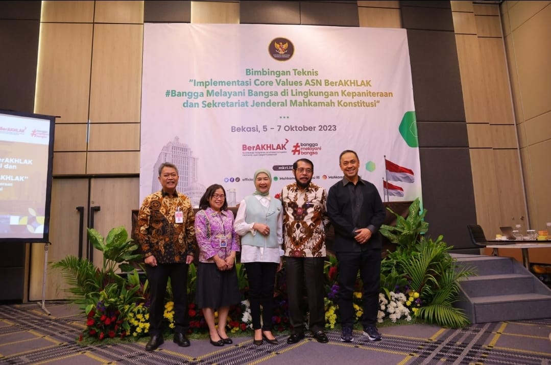 Acara pembekalan Bimbingan Teknis 'Implementasi Core Values ASN BerAKHLAK #Bangga Melayani Bangsa bagi Agen Perubahan.