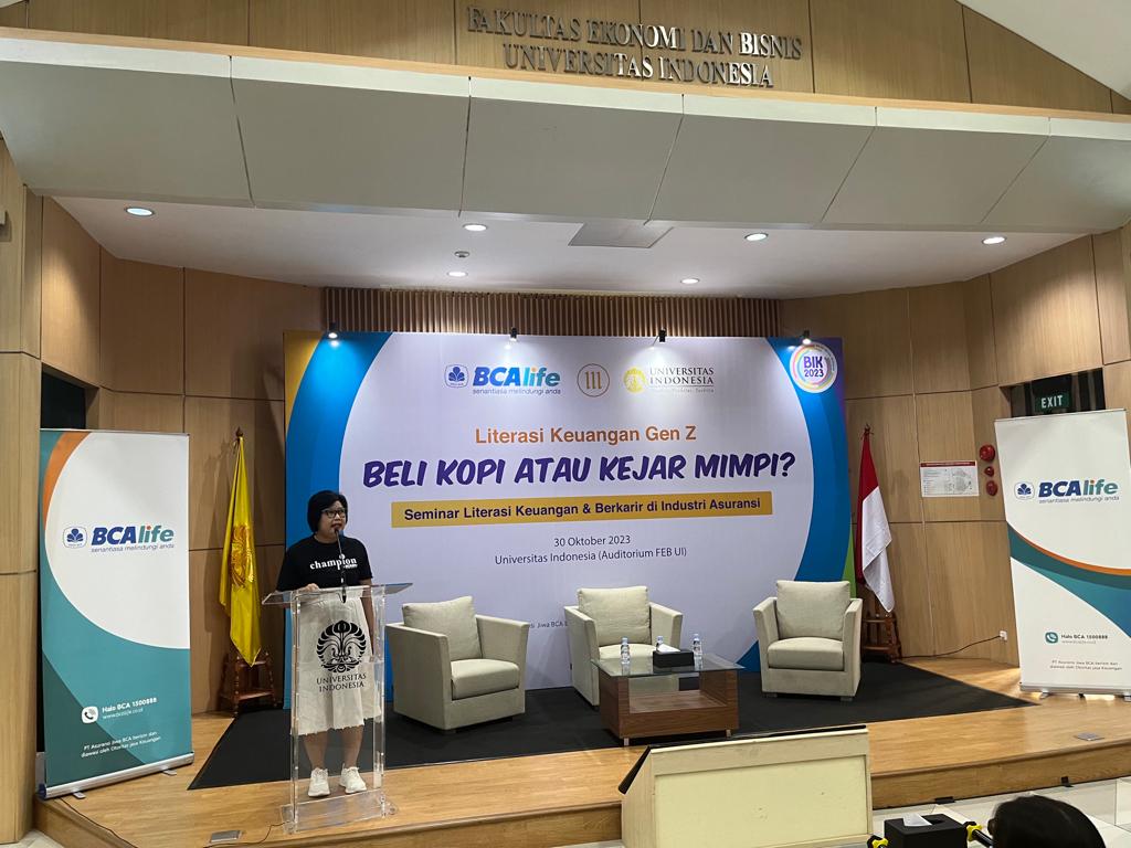 Seminar bertajuk “Beli Kopi atau Kejar Mimpi?” yang digelar BCA Life.