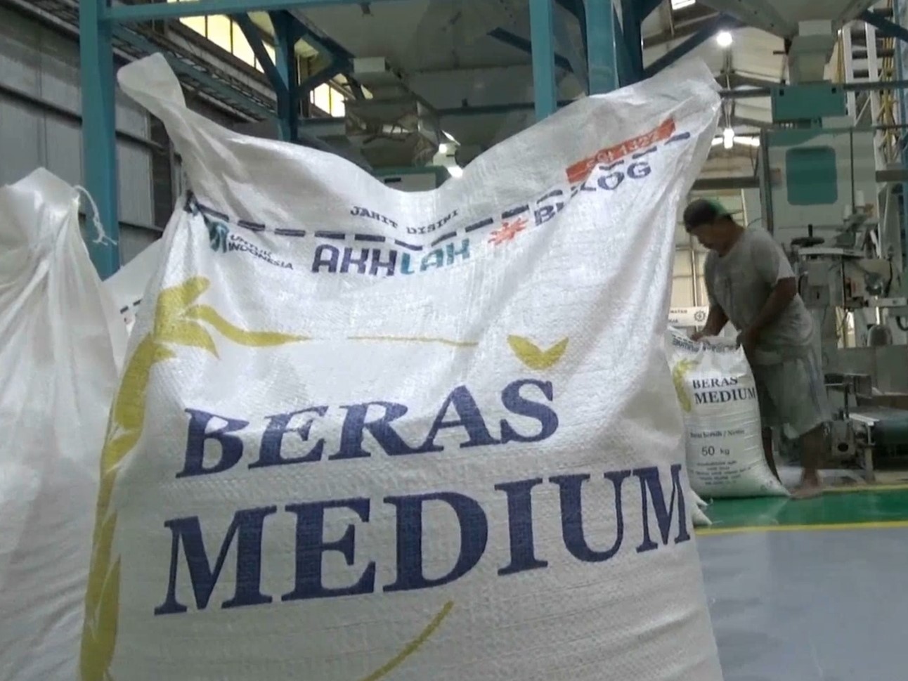 Stok Beras Langka lagi di Penggilingan Padi Pesisir Gresik