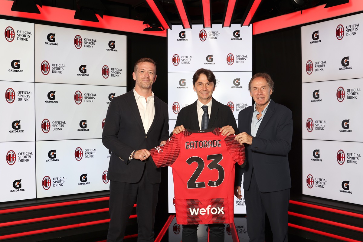 AC Milan Lanjutkan Kerja Sama dengan Gatorade