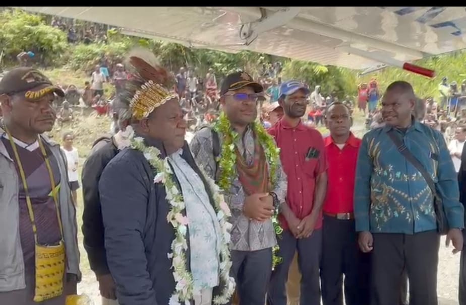 Kepala Dinas Pemberdayaan Masyarakat Kampung Kabupaten Intan Jaya Yoakim Mujizau.