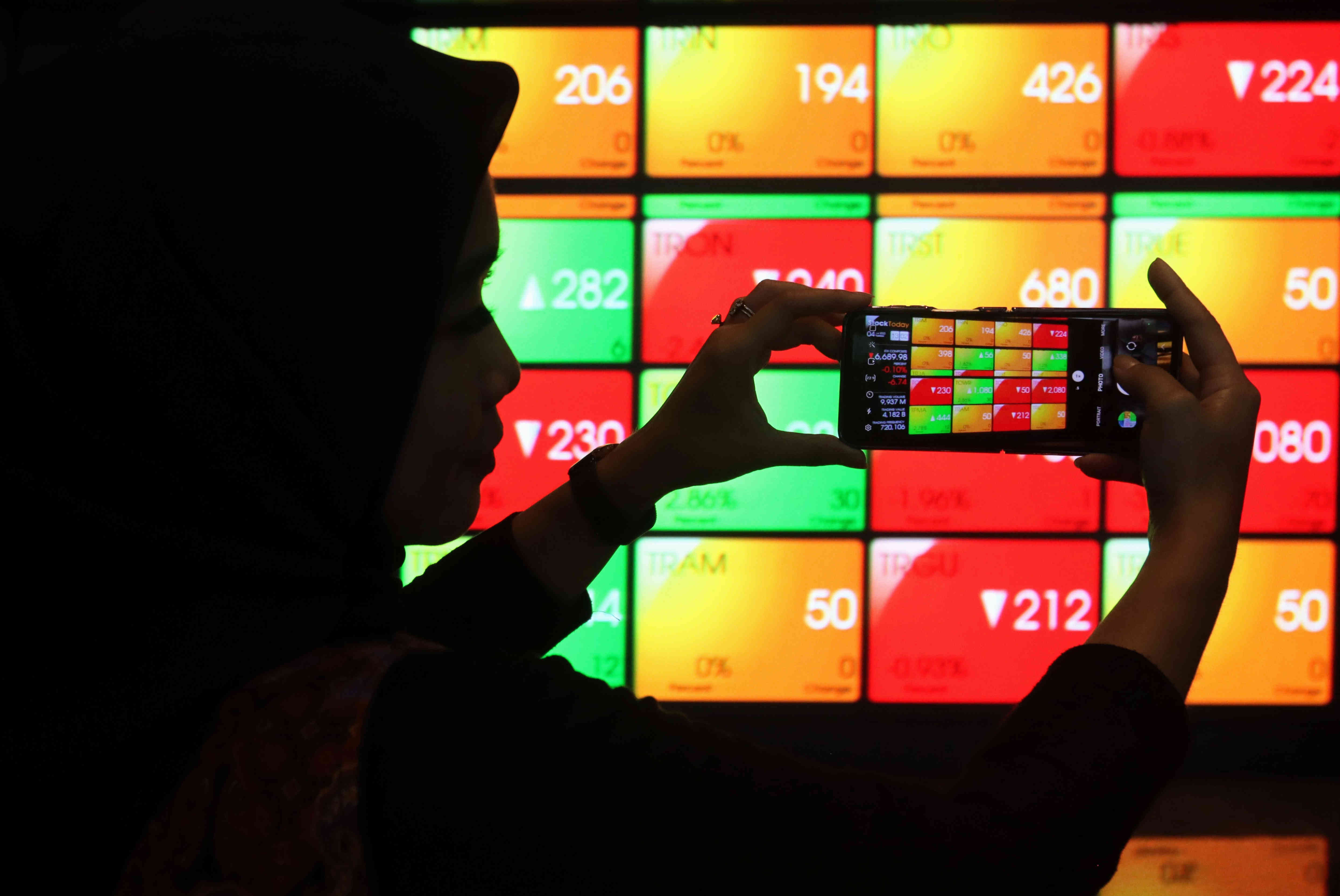 IHSG Dibuka Melemah Ikuti Bursa Kawasan Asia