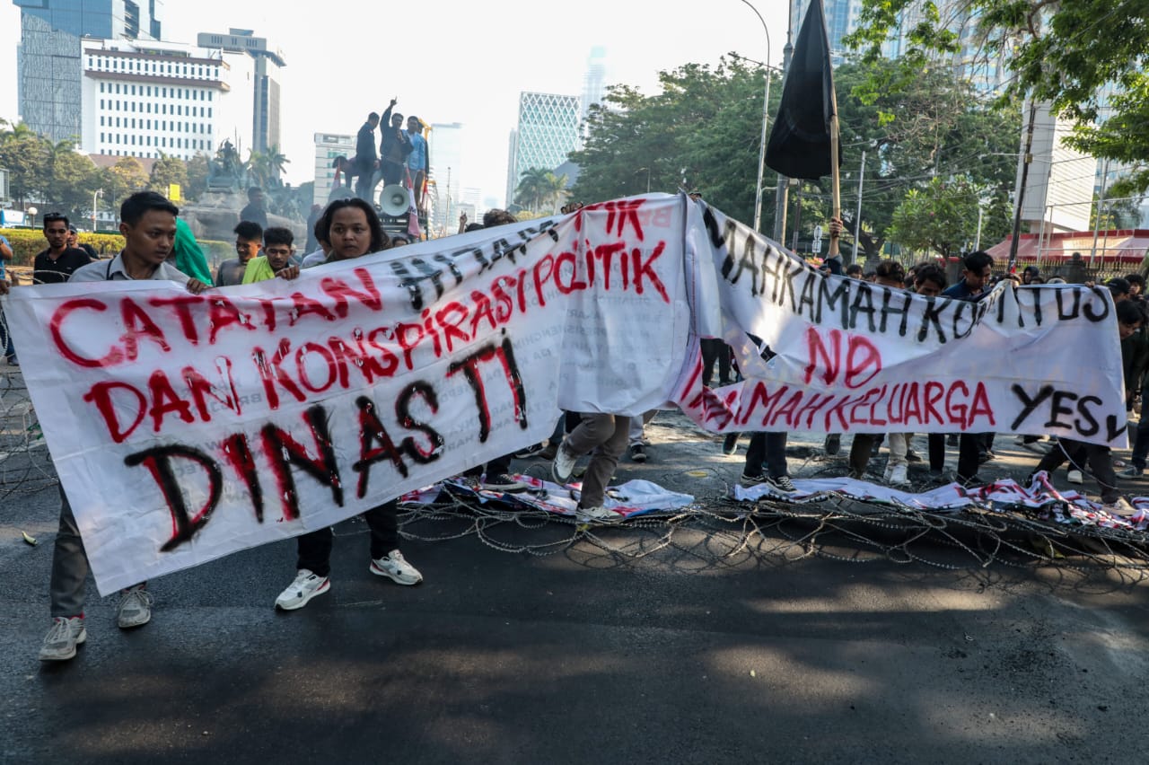 Demontrasi BEM Nusantara menyikapi putusan Mahkamah Konstitusi