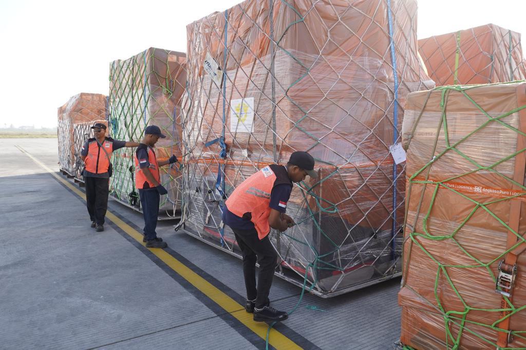 Penanganan kargo MotoGP Indonesia oleh PT Angkasa Pura Logistik