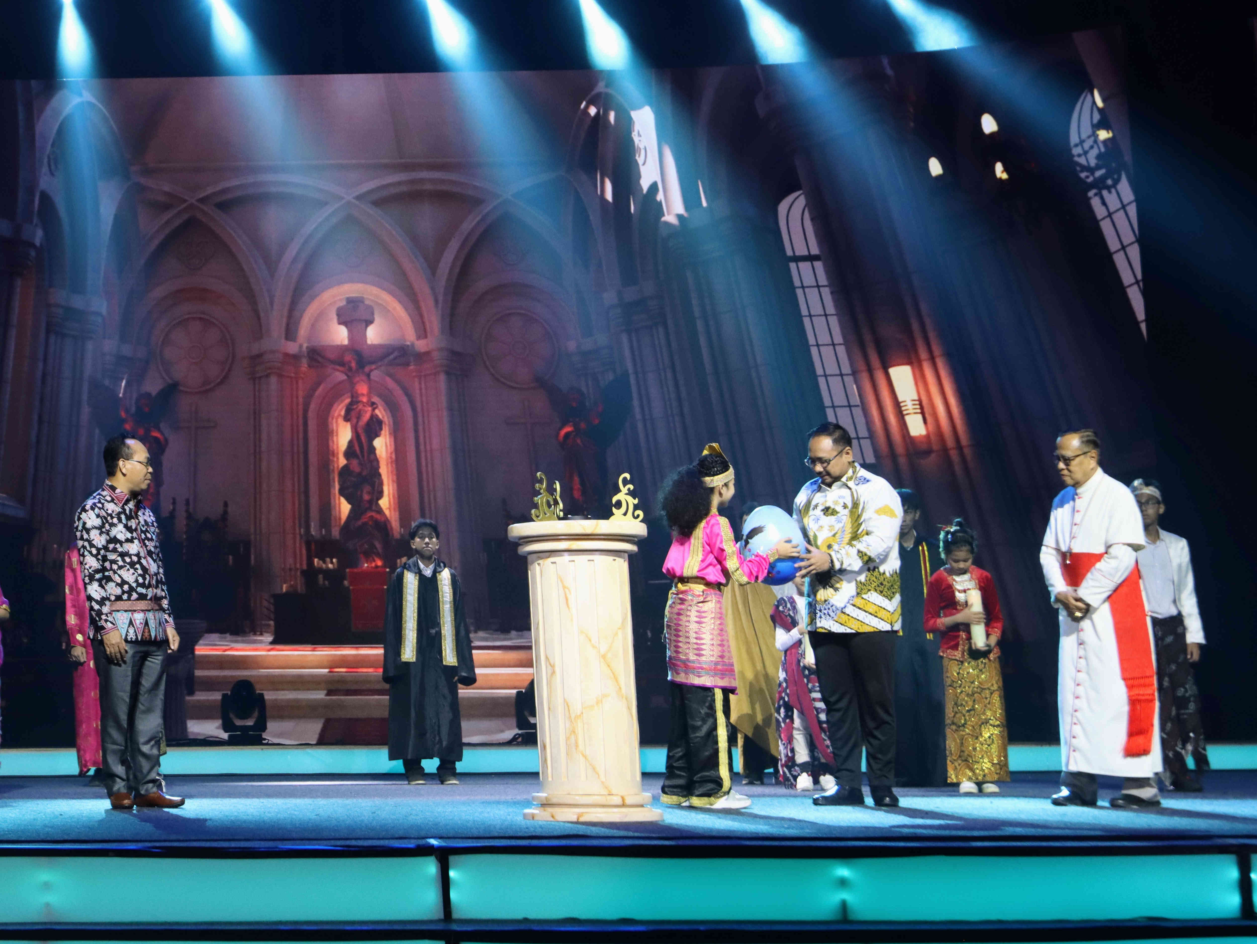 Menag Yaqut Cholil Qoumas buka pesta Paduan Suara Gerejani