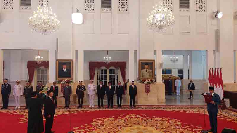 Presiden Joko Widodo melantik Sulaiman menjadi duta besar untuk Argentina.