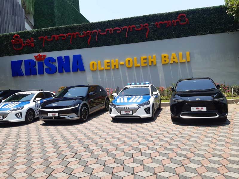 Sejumlah delegasi KTT AIS Forum masih berada di Bali untuk berwisata.