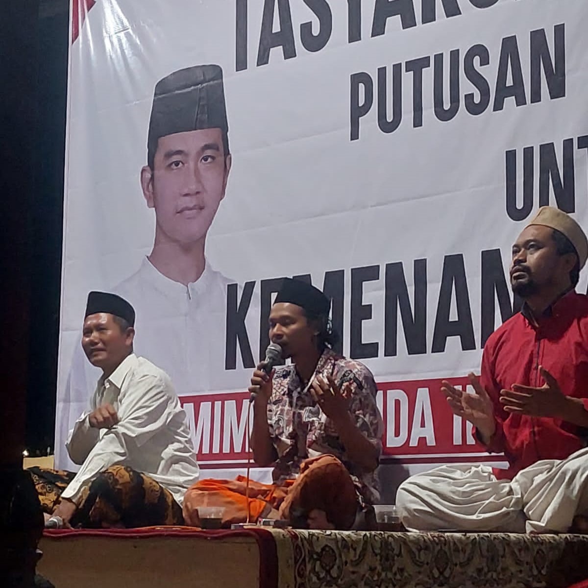 Syukuran atas keputusan Mahkamah Konstitusi (MK) 