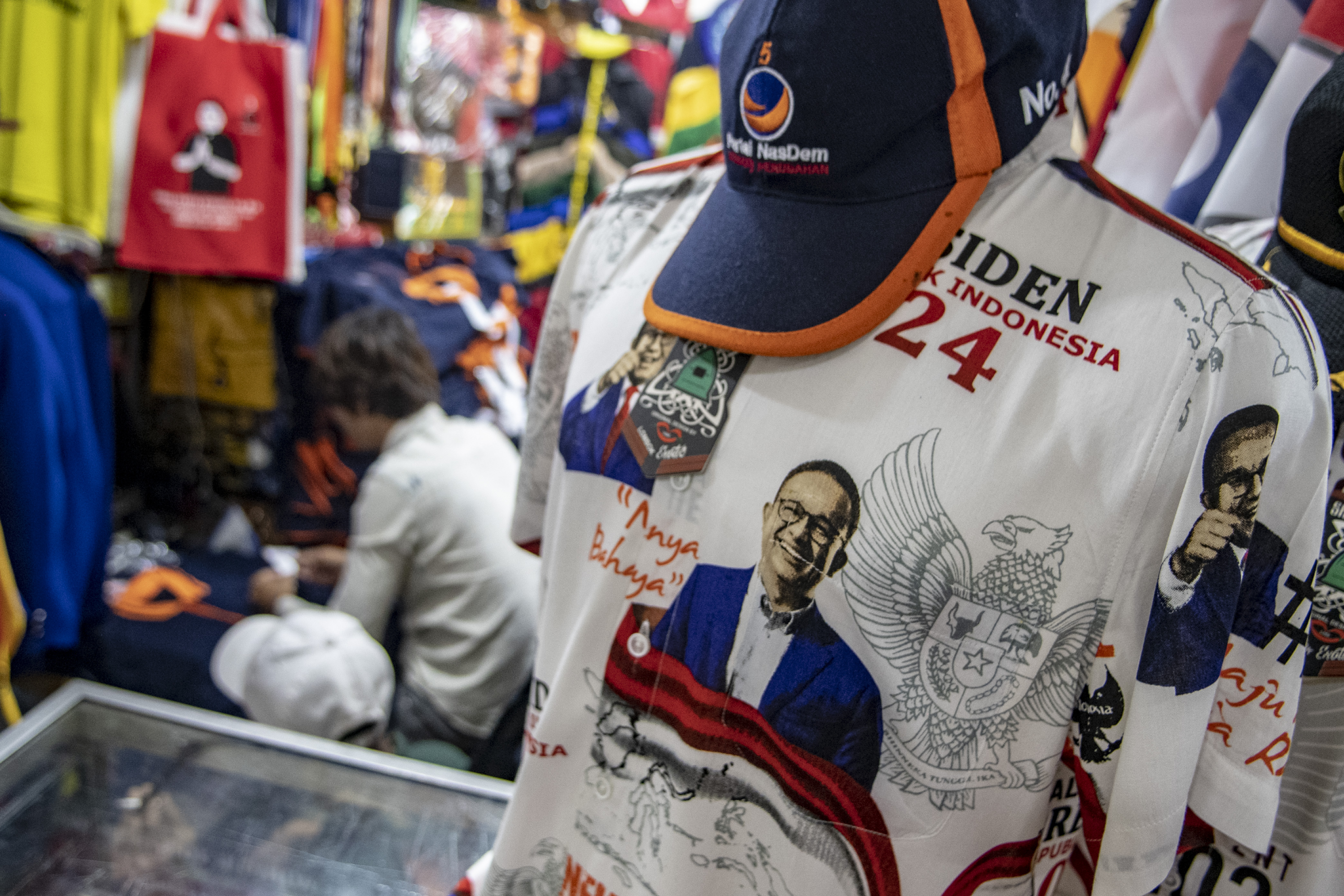Penjualan atribut jelang Pilpres 2024