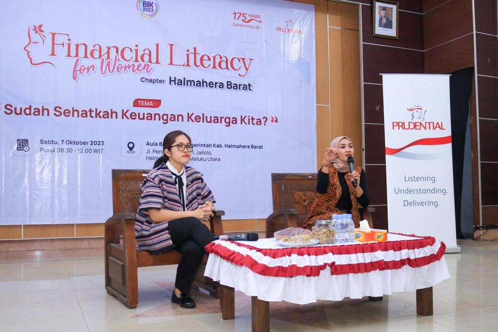 Prudential Indonesia menggelar program Financial Literacy for Women di Halmahera Barat, Maluku Utara.