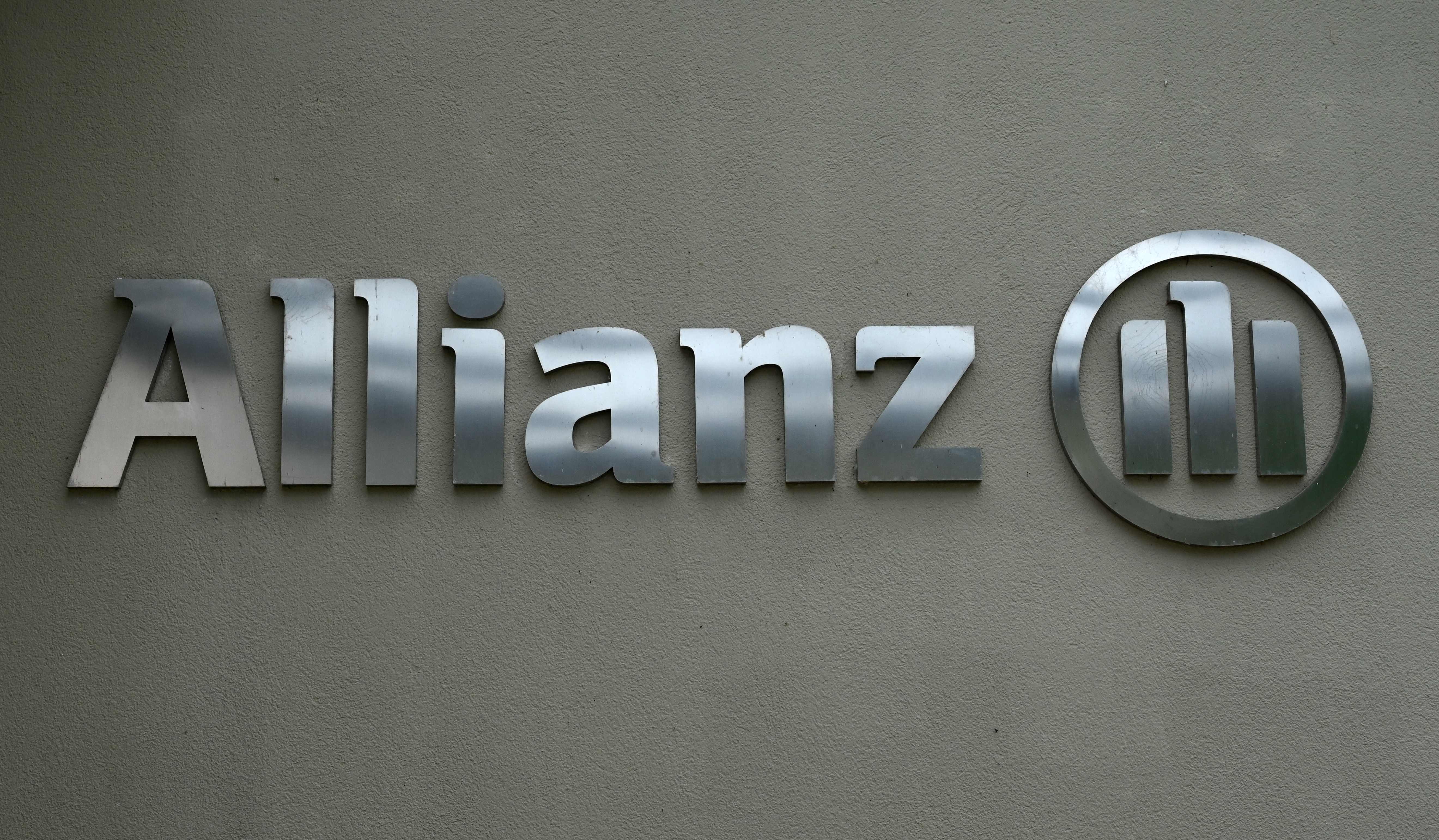 Logo Allianz.