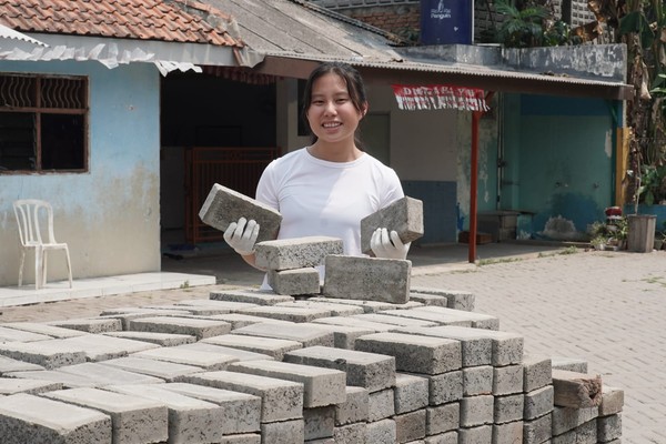 Sheina Ashley Pribadi, siswi kelas III SMA dari Jakarta Intercultural School.