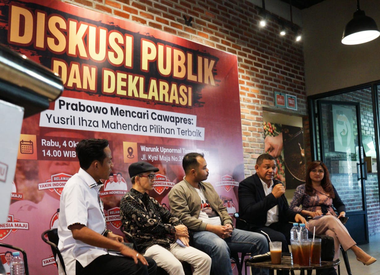 Diskusi publik sekaligus deklarasi Relawan Yakin Indonesia Maju di Jakarta, Rabu (4/10).
