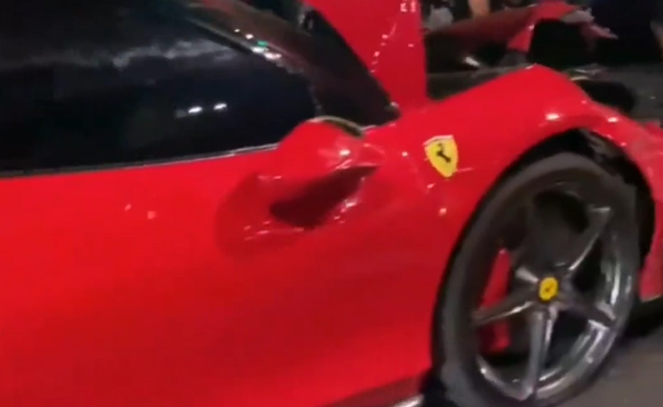 RAS ditetapkan sebagai tersangka setelah Ferari yang dikemudikannya menabrak sejumlah pengendara lainnya di Senayan.