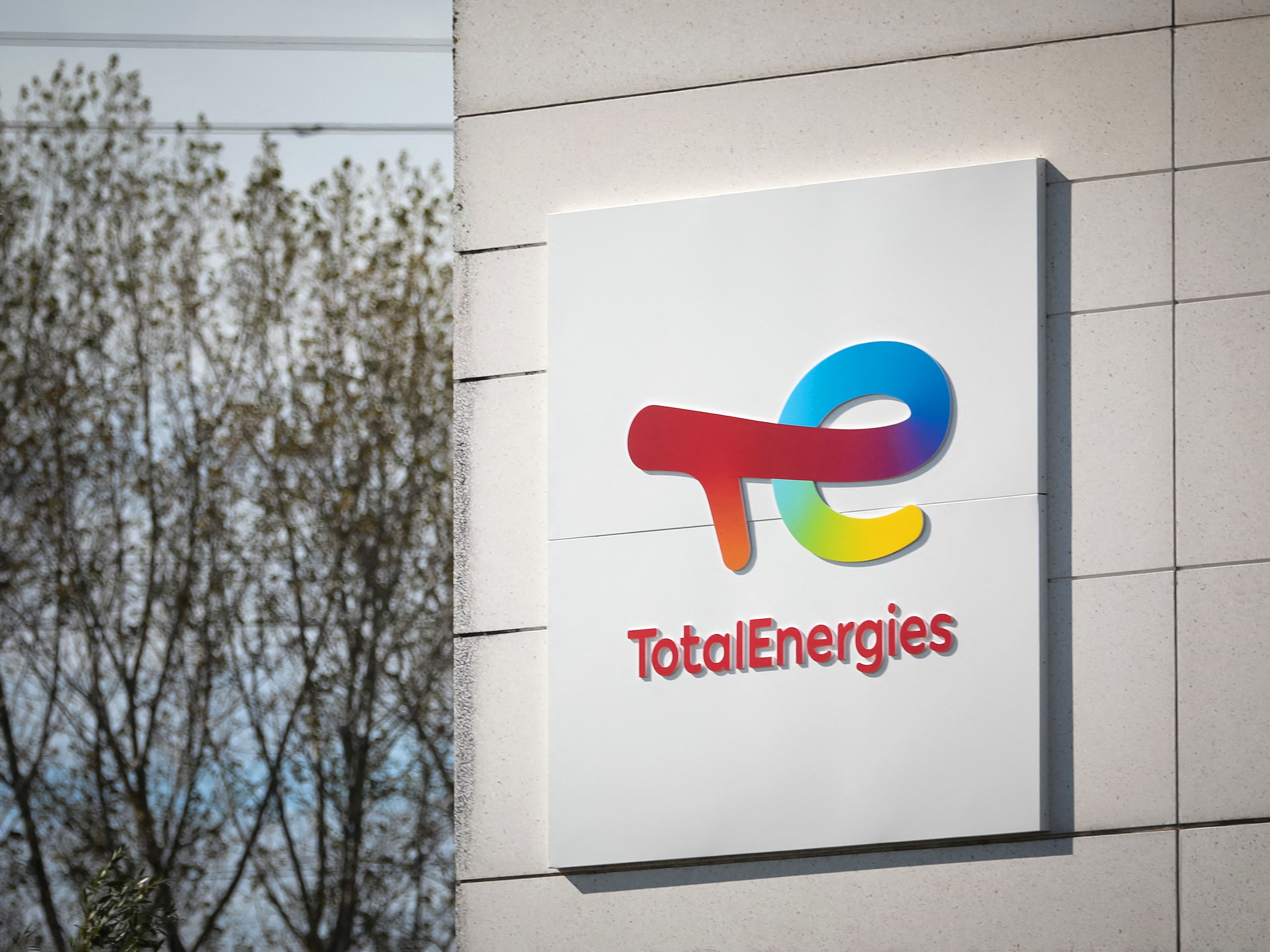 Logo TotalEnergies.