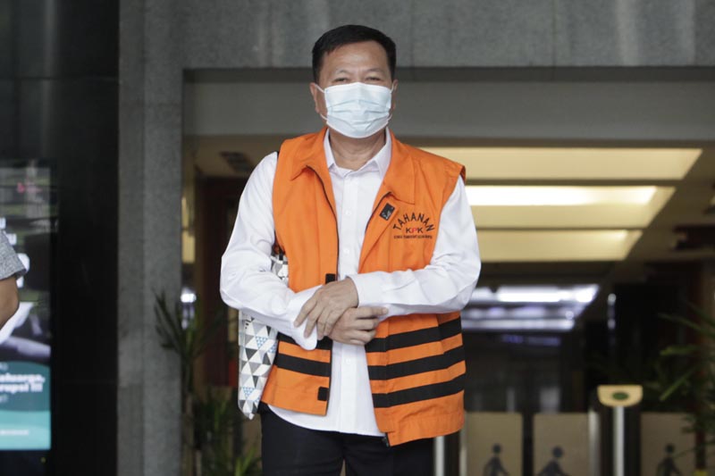 mantan Kepala Kantor Wilayah (Kakanwil) Badan Pertanahan Negara (BPN) Riau Muhammad Syahrir dieksekusi ke Lapas Klas 1 Palembang.