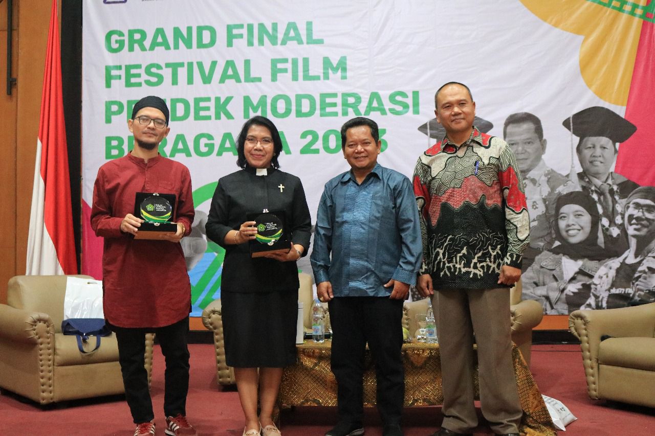 Sebagian dari pemenang festival film pendek tentang moderasi beragama