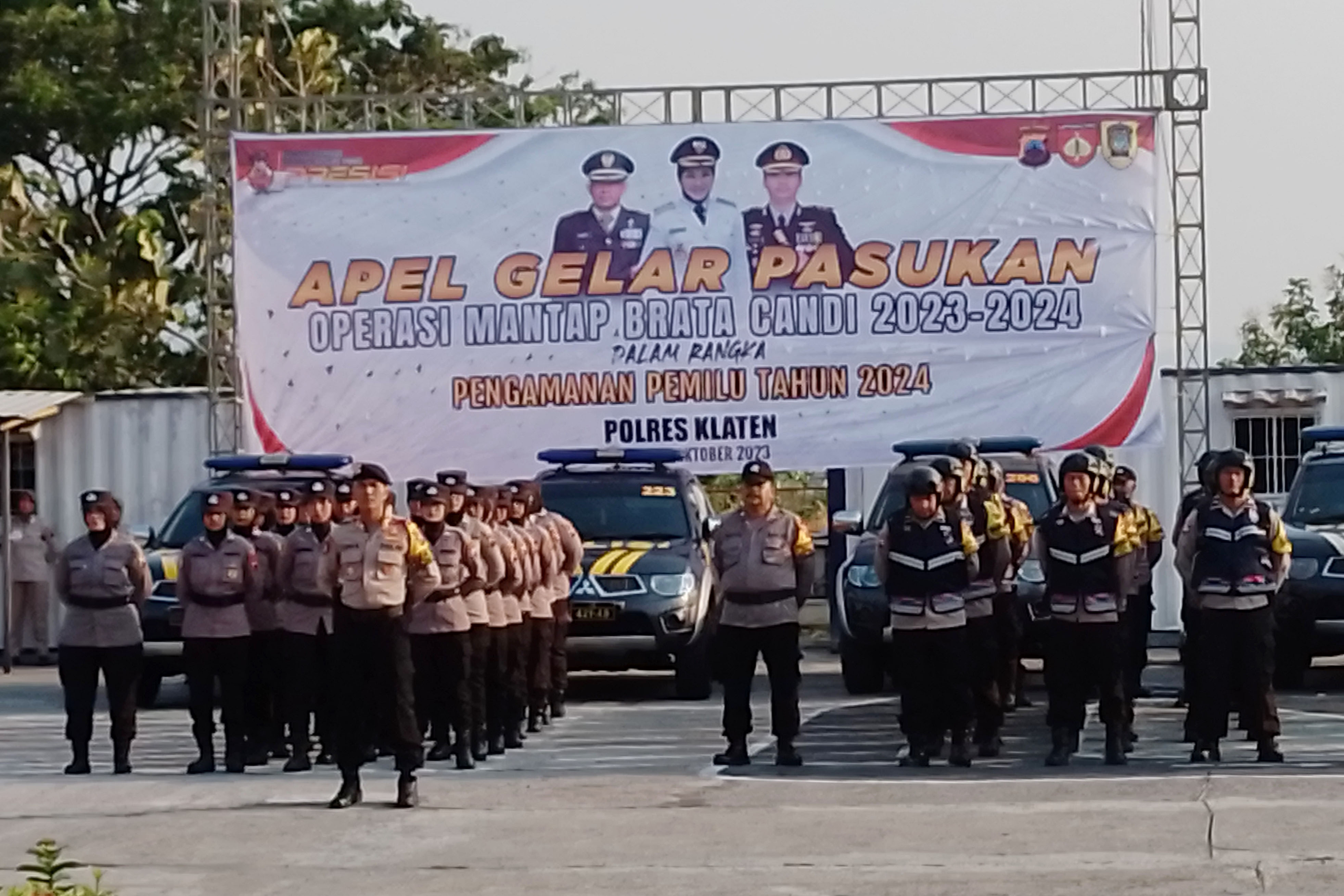 Apel gelar pasukan Operasi Mantap Brata Candi 2023-2024.