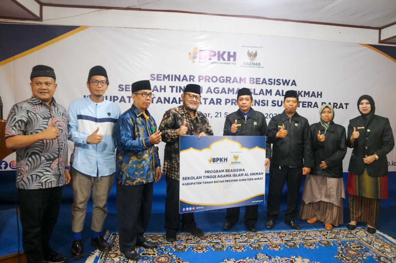 Kerja sama BPKH dan BAZNAS dalam memberikan beasiswa di Kabupaten Tanah Datar