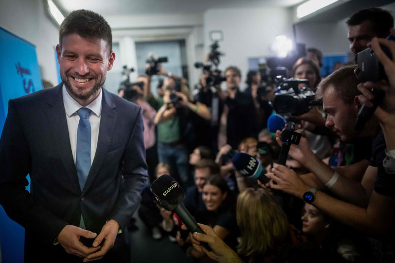 Partai Sentris Progressive Slovakia diprediksi akan memenangkan pemilu di Slovakia.