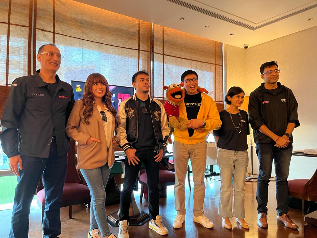 Tim Roposo, platform live berbasis tren dari India, mengumumkan peluncuran resmi di Jakarta, Indonesia, Senin (30/10).