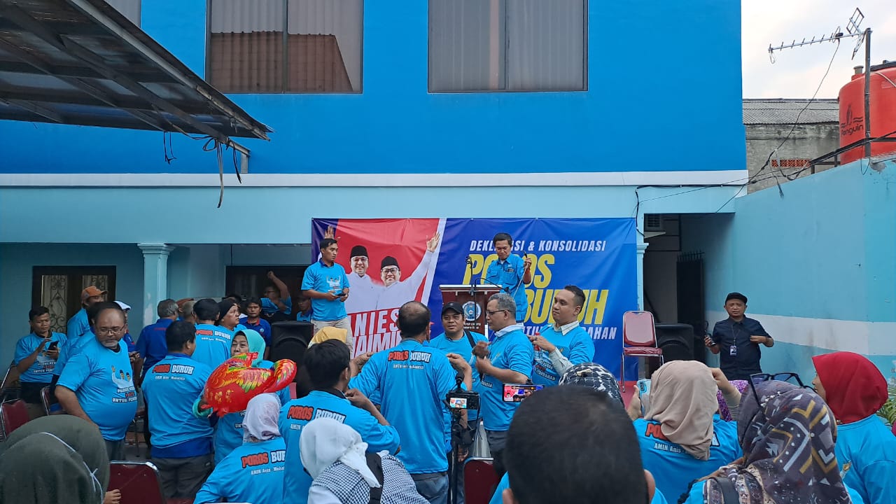 Poros Buruh Untuk Perubahan mendeklarasikan dukungannya kepada pasangan Anies - Muhaimin (AMIN) di Jakarta, Minggu (15/10).