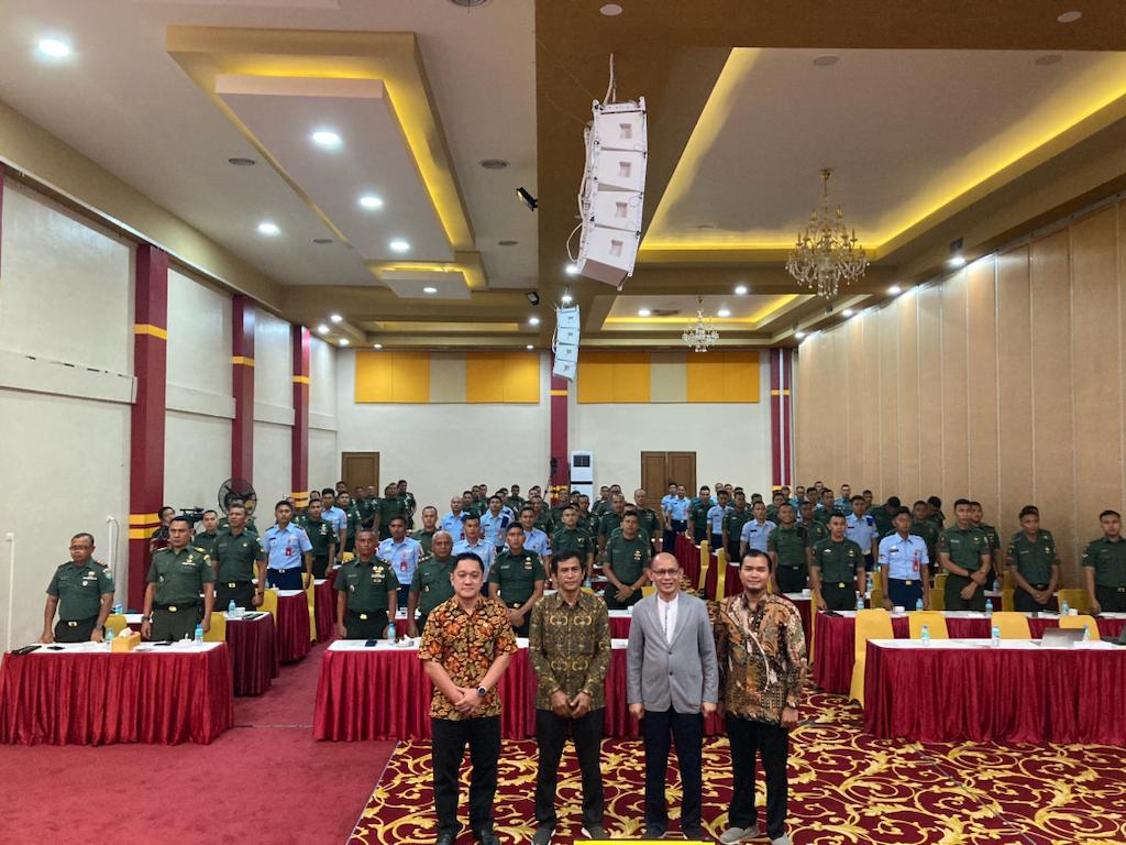 Peran Utama Prajurit TNI Menjaga Data Fisik dan Cyberspace 