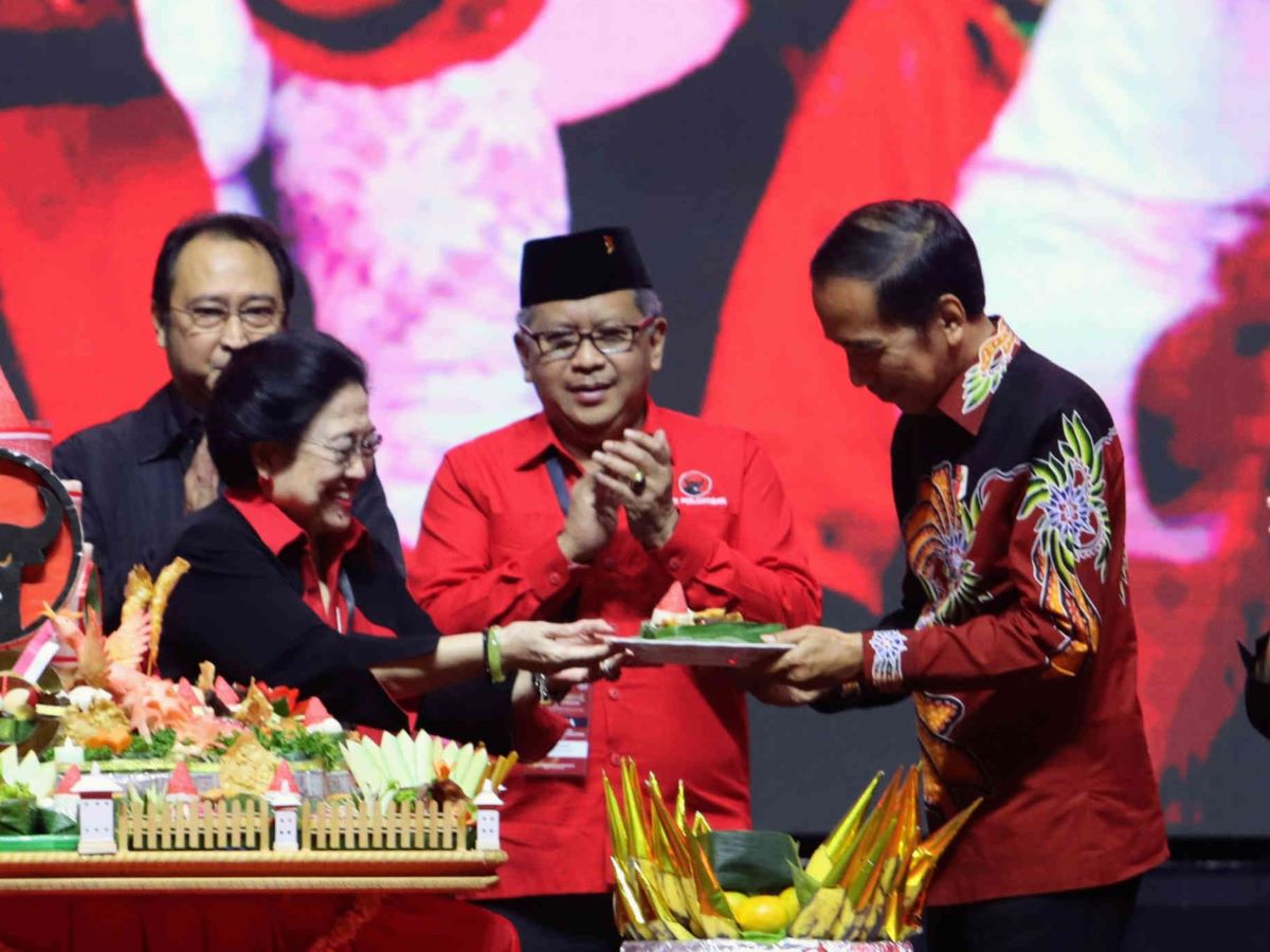 Peringatan HUT ke-50 PDI Perjuangan (PDIP) dihadiri Ketum PDIP Megawati Soekarnoputri dan Presiden Jokowi.