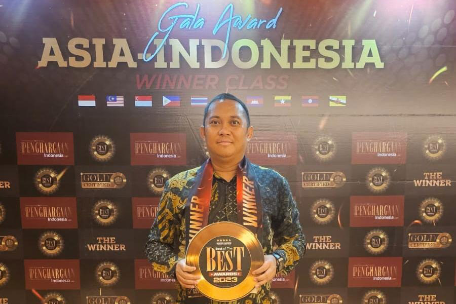 Pelangi Hotel Internasional (PHI) menerima penghargaan di Gala Award Asia-Indonesia 2023.