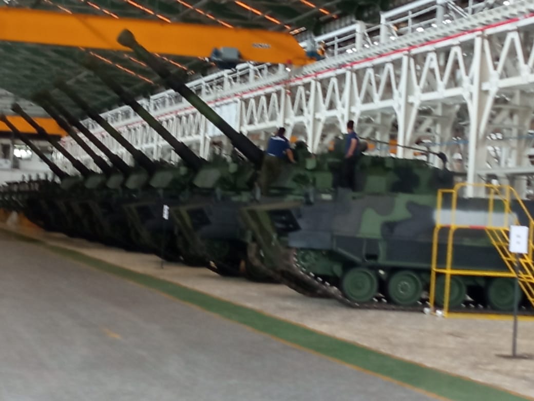 Kendaran tempur produksi PT Pindad. Defend ID sebagai holding pertahanan mengatakan tidak melakukan transaksi dengan Myanmar.