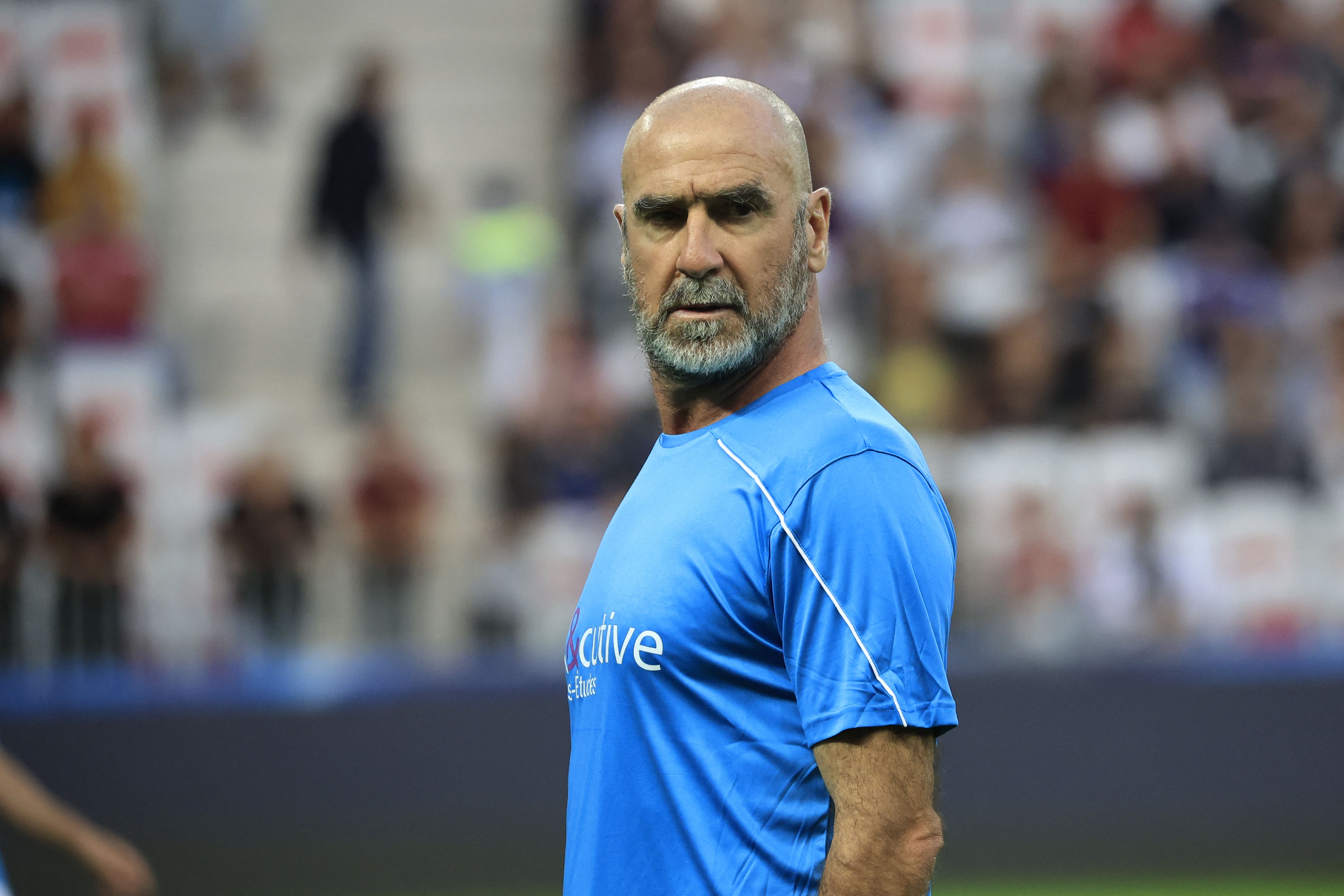 Legenda sepak bola Eric Cantona serukan pembelaan hak Palestina