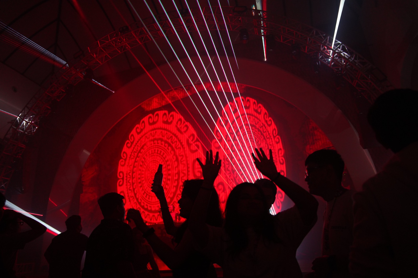 Merek minuman Budweiser hadirkan hiburan BUDX bagi kaum urban.