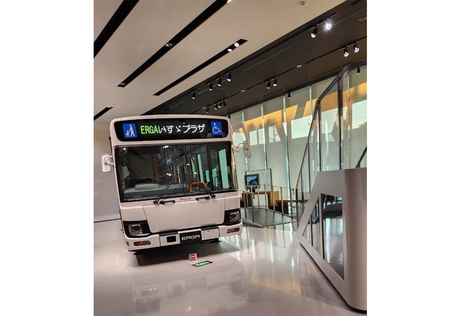 Sejarah berdirinya Isuzu sejak 1916 terekam dalam Isuzu Plaza. Beragam produk klasik mereka dapat dilihat di museum ini.